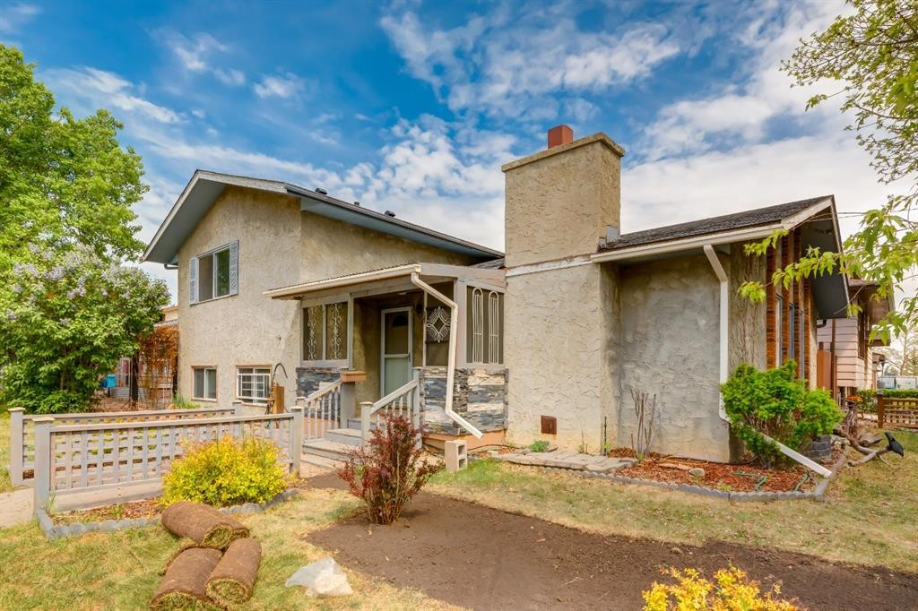 3 Berwick Close Nw, Calgary, AB - Outdoor