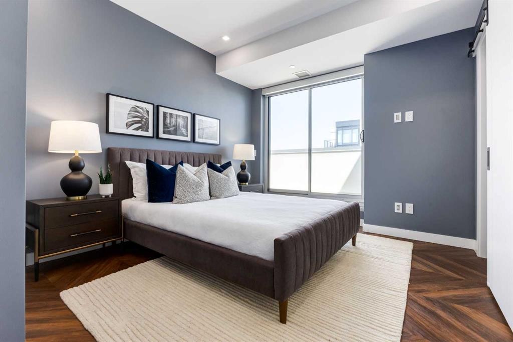 715-8445 Broadcast Avenue Sw, Calgary, AB - Indoor Photo Showing Bedroom