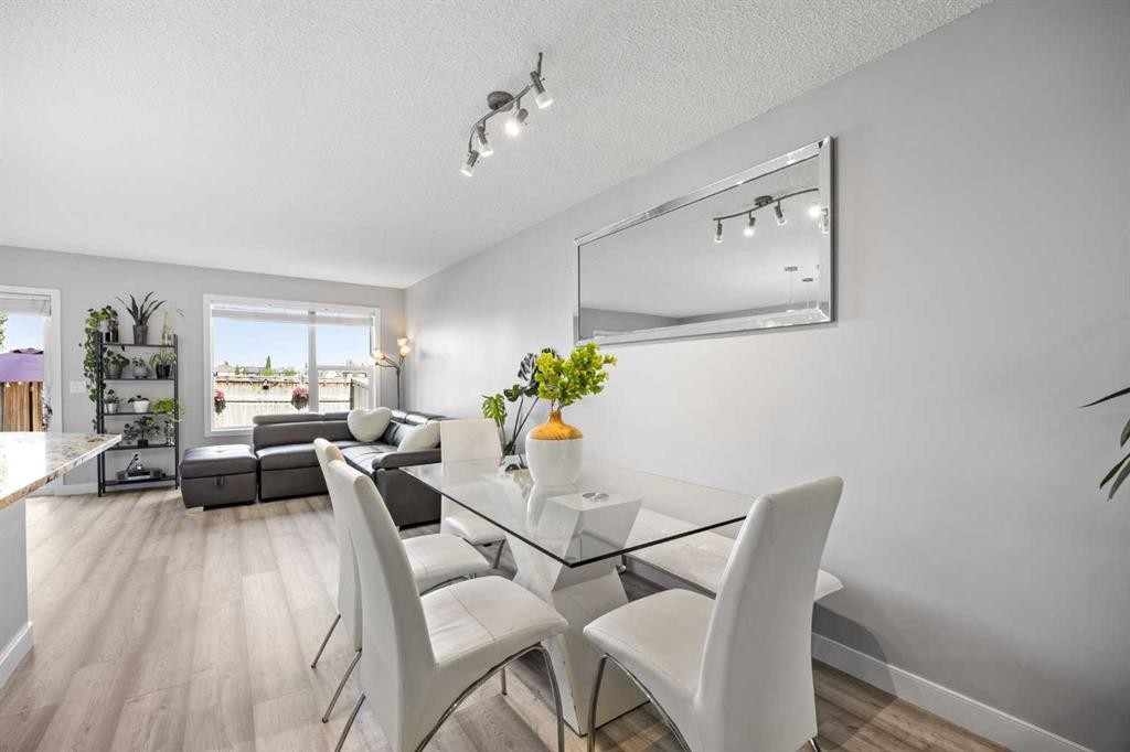 249 Auburn Meadows Place Se, Calgary, AB - Indoor Photo Showing Dining Room