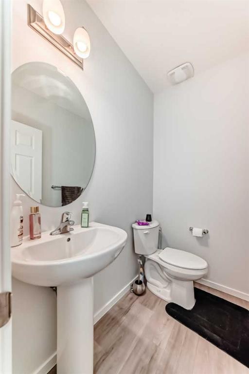 1387 148 Avenue Nw, Calgary, AB - Indoor Photo Showing Bathroom