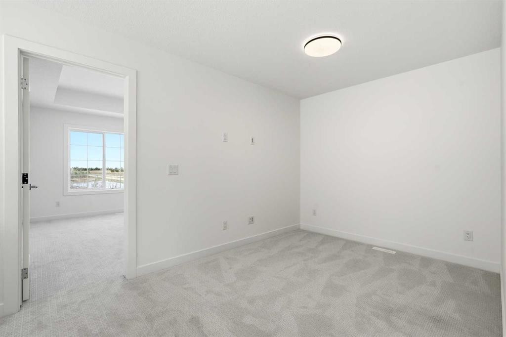 9993 Huxbury Drive Ne, Calgary, AB - Indoor Photo Showing Other Room