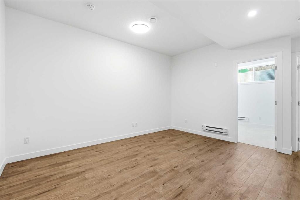 9993 Huxbury Drive Ne, Calgary, AB - Indoor Photo Showing Other Room