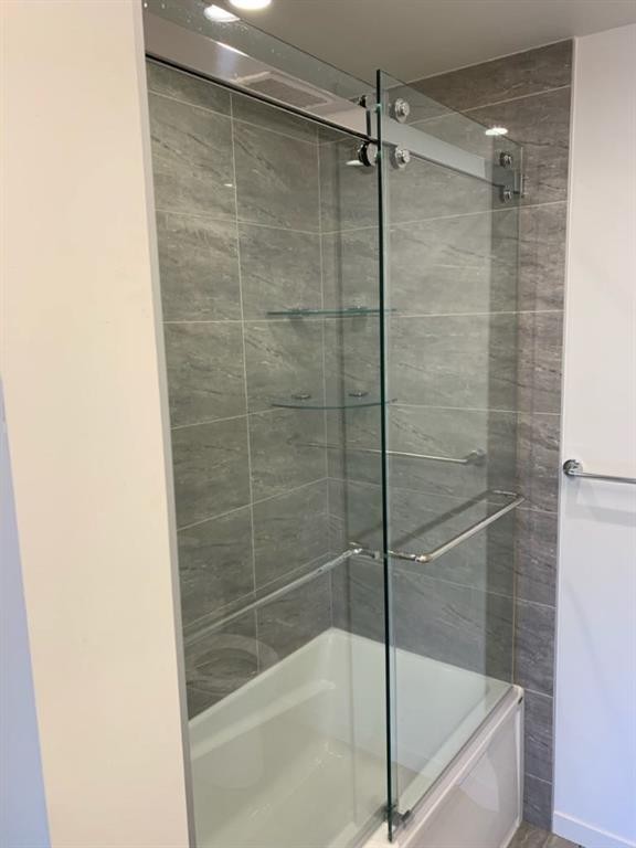 306-317 22 Avenue Sw, Calgary, AB - Indoor Photo Showing Bathroom