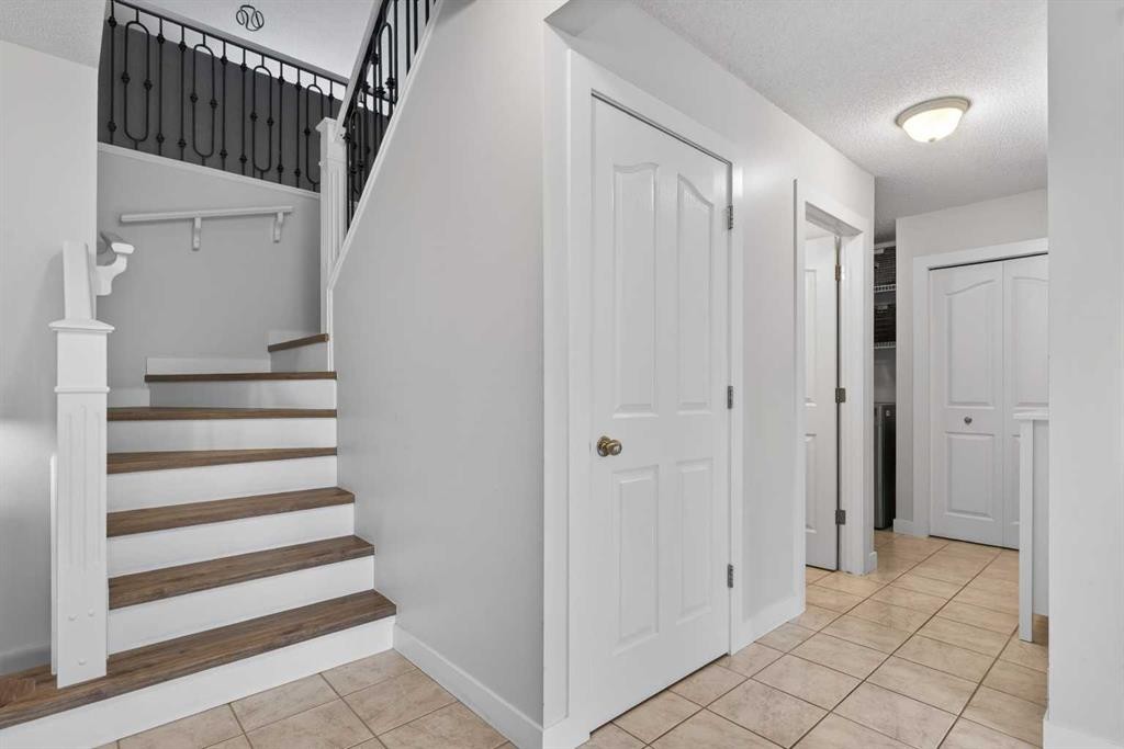 21 Citadel Crest Link Nw, Calgary, AB