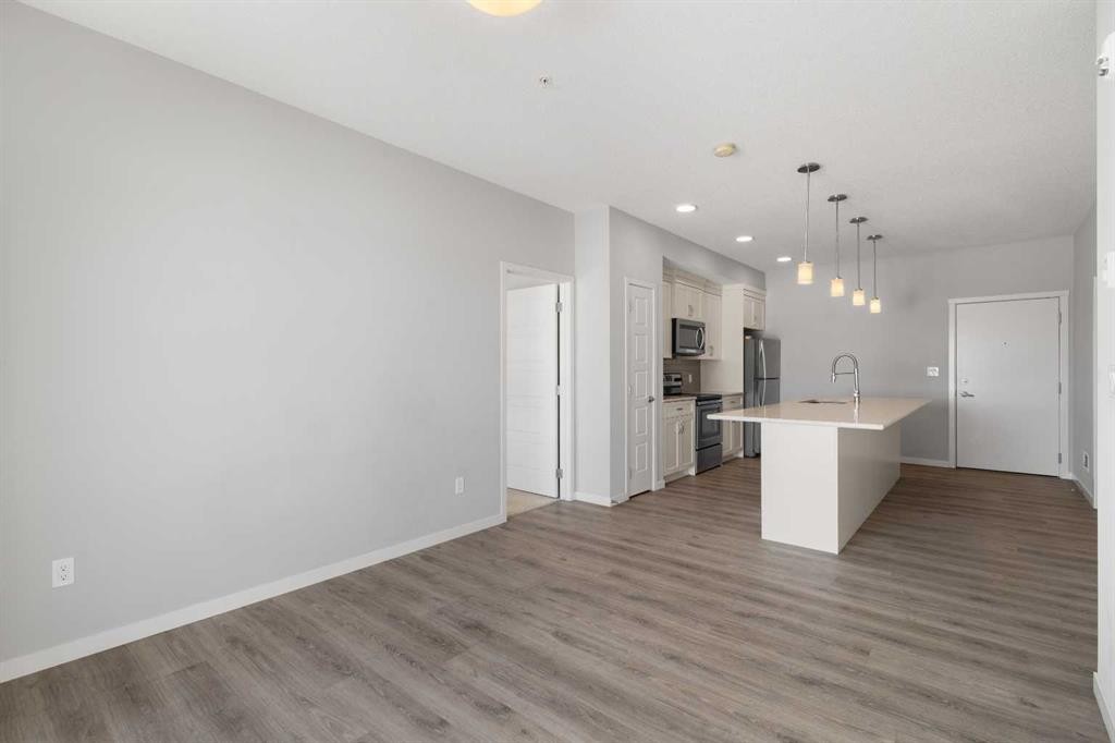 305-20 Seton Park Se, Calgary, AB