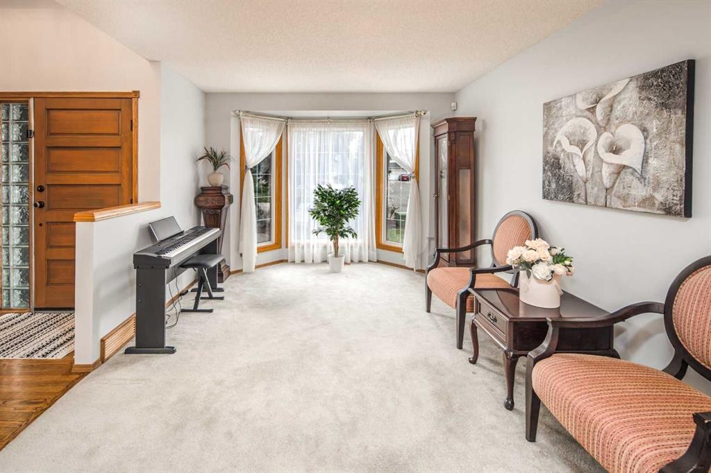 37 Arbour Summit Close Nw, Calgary, AB - Indoor