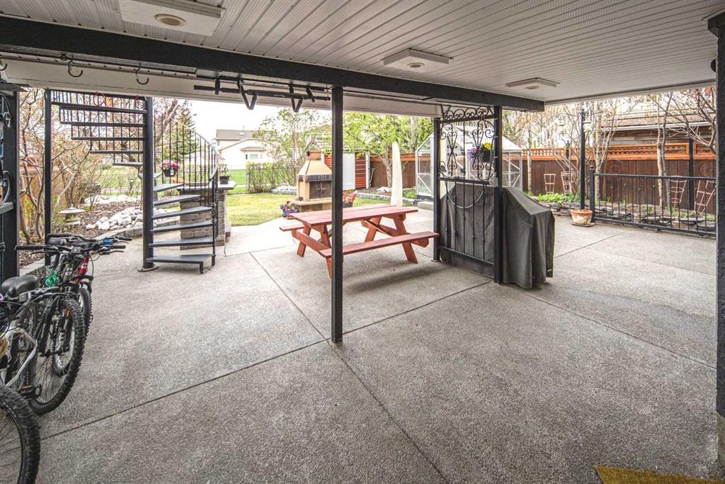 37 Arbour Summit Close Nw, Calgary, AB - Outdoor With Deck Patio Veranda
