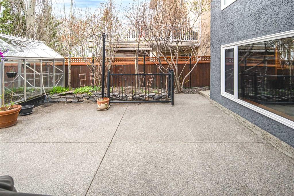 37 Arbour Summit Close Nw, Calgary, AB - Outdoor