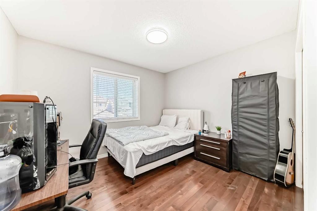 16 Skyview Springs Road Ne, Calgary, AB - Indoor Photo Showing Bedroom