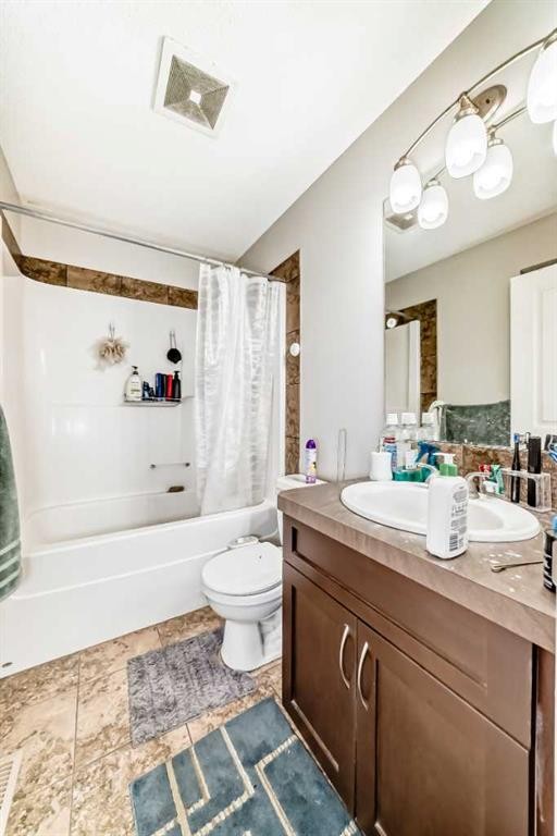 16 Skyview Springs Road Ne, Calgary, AB - Indoor Photo Showing Bathroom