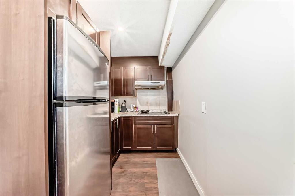 16 Skyview Springs Road Ne, Calgary, AB - Indoor Photo Showing Other Room