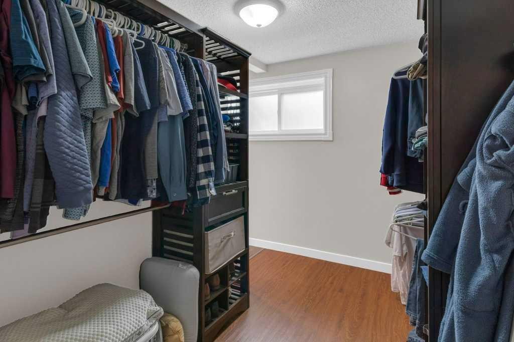 120 Alpine Crescent Se, Airdrie, AB - Indoor With Storage