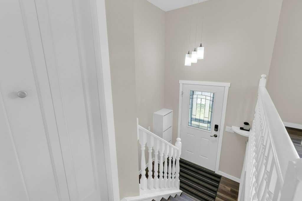120 Alpine Crescent Se, Airdrie, AB - Indoor Photo Showing Other Room