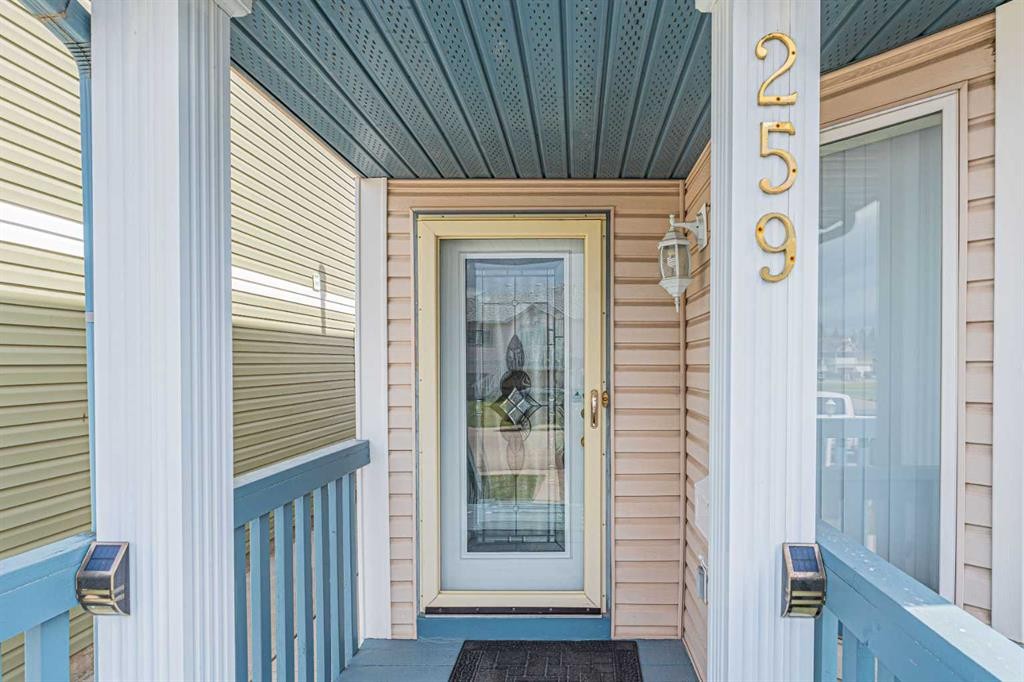 259 Carmel Close Ne, Calgary, AB - Outdoor With Exterior
