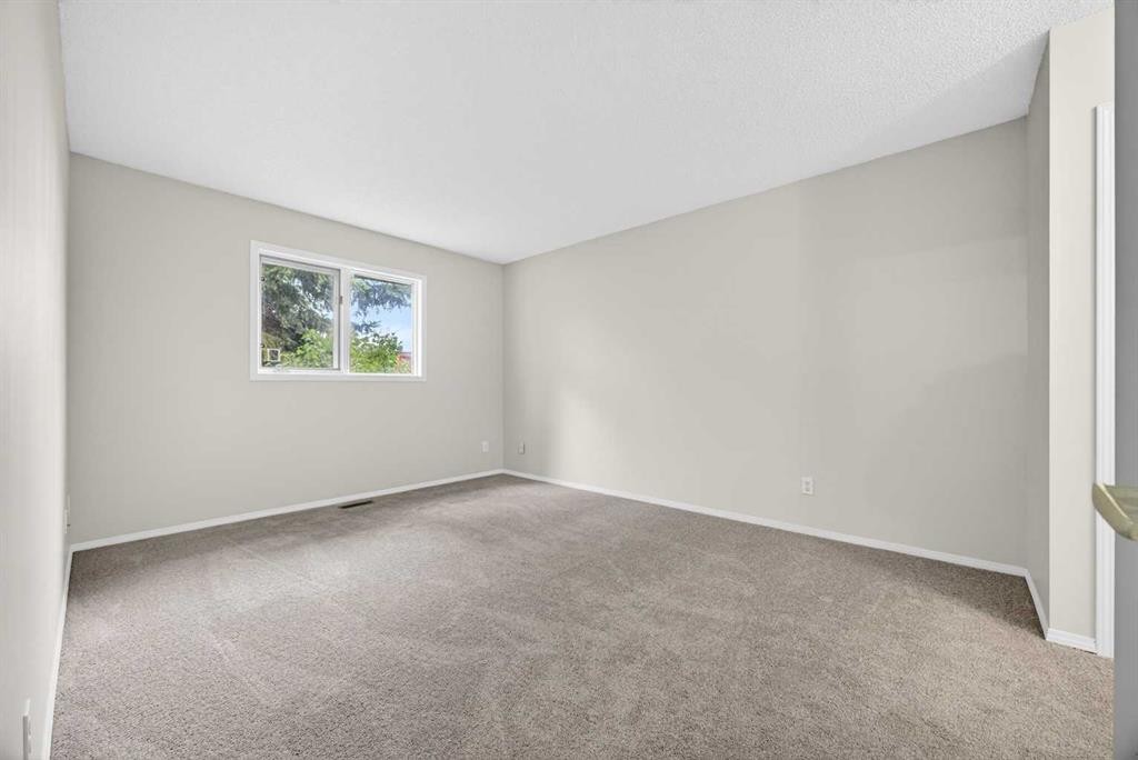 24 Edenwold Green Nw, Calgary, AB