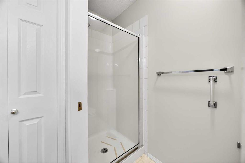 24 Edenwold Green Nw, Calgary, AB