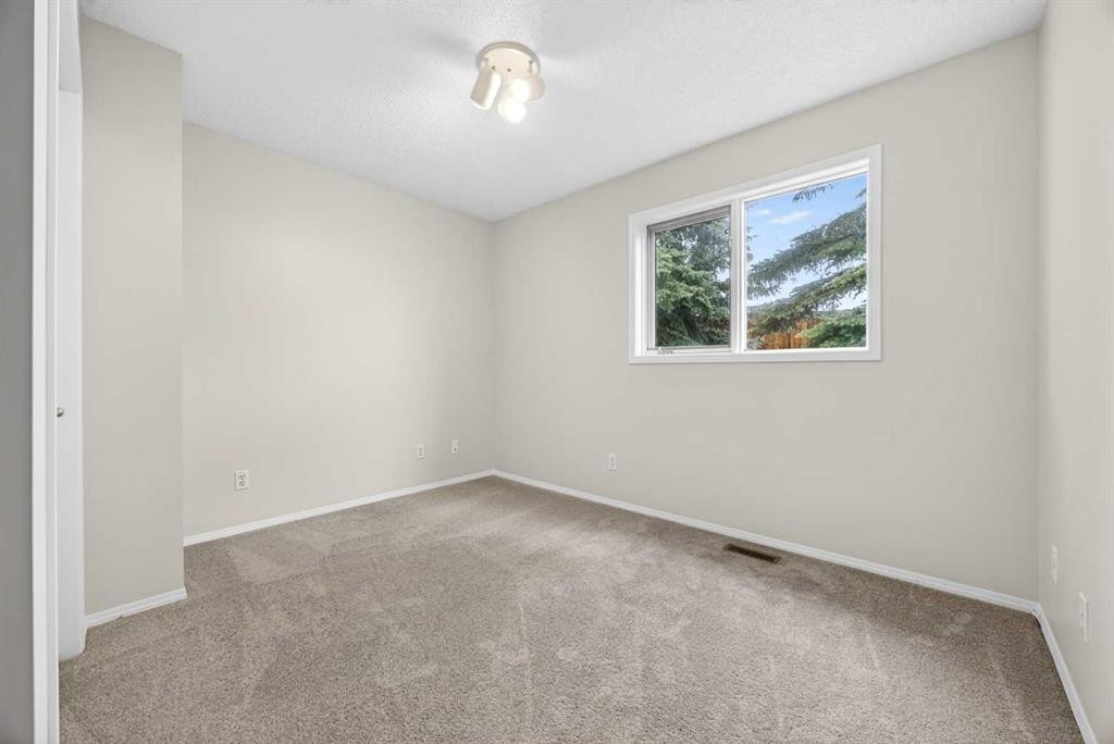 24 Edenwold Green Nw, Calgary, AB