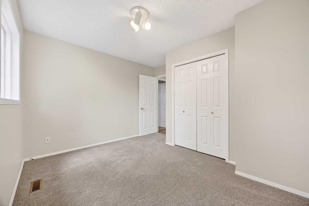24 Edenwold Green Nw, Calgary, AB