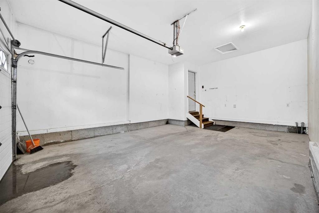 24 Edenwold Green Nw, Calgary, AB