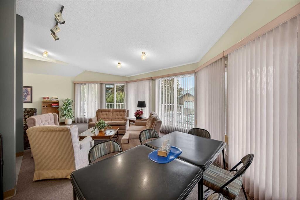 24 Edenwold Green Nw, Calgary, AB