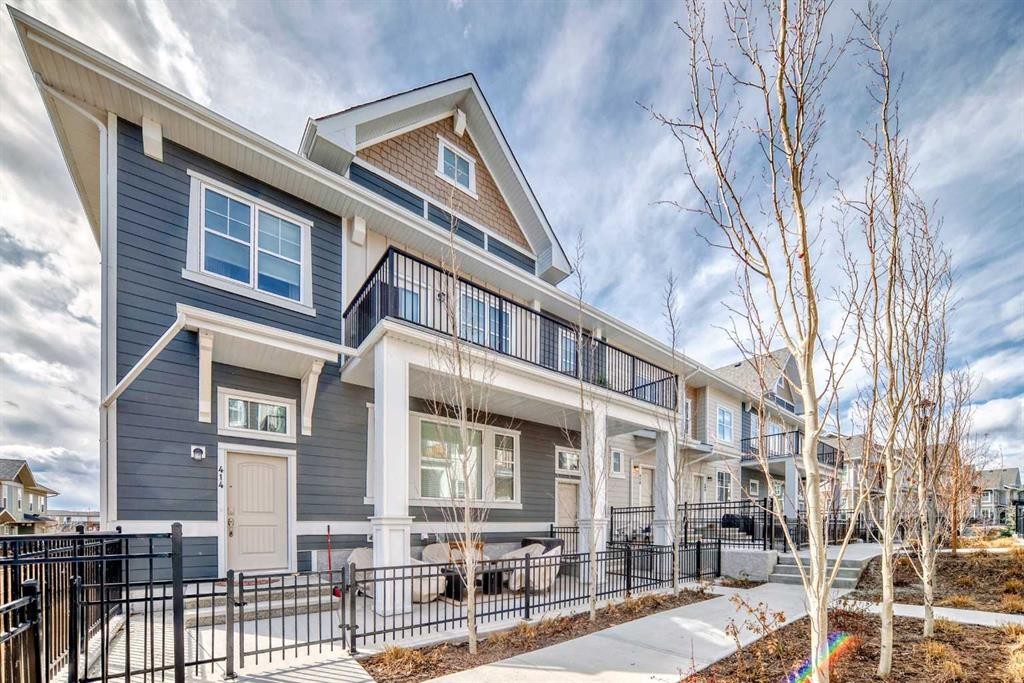 410 Cranbrook Walk Se, Calgary, AB - Outdoor With Facade