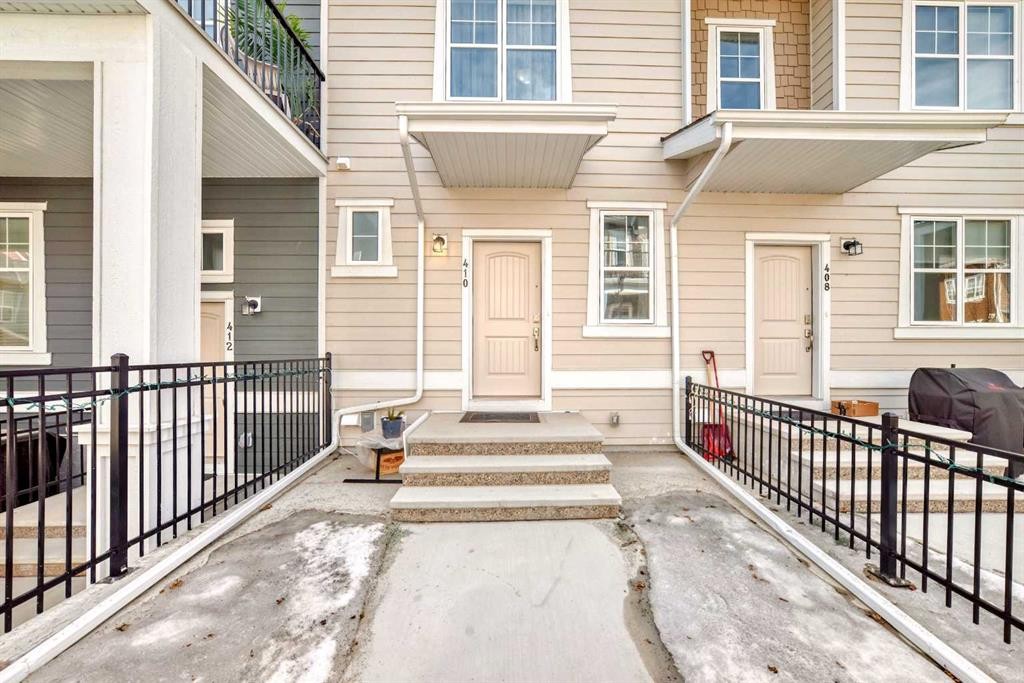 410 Cranbrook Walk Se, Calgary, AB - Outdoor
