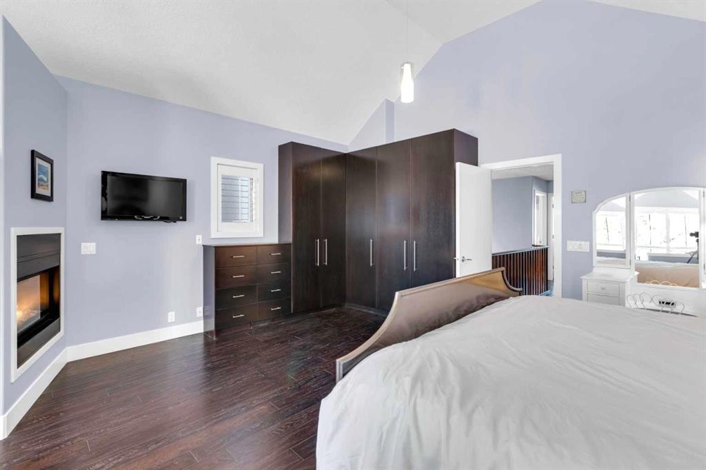 448 13 Street Nw, Calgary, AB