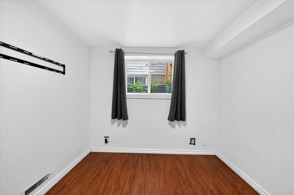 6979 Laguna Way Ne, Calgary, AB - Indoor Photo Showing Other Room