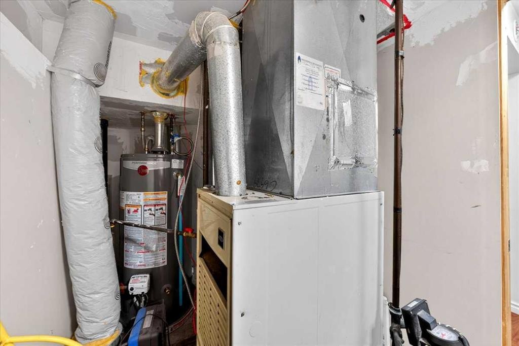 6979 Laguna Way Ne, Calgary, AB - Indoor Photo Showing Basement