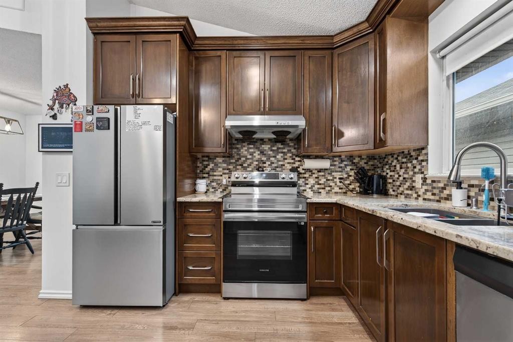 91 Martinwood Court Ne, Calgary, AB