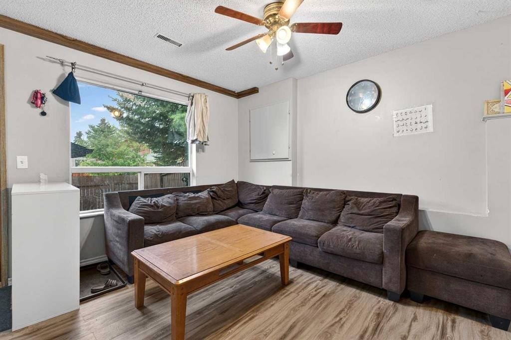 91 Martinwood Court Ne, Calgary, AB