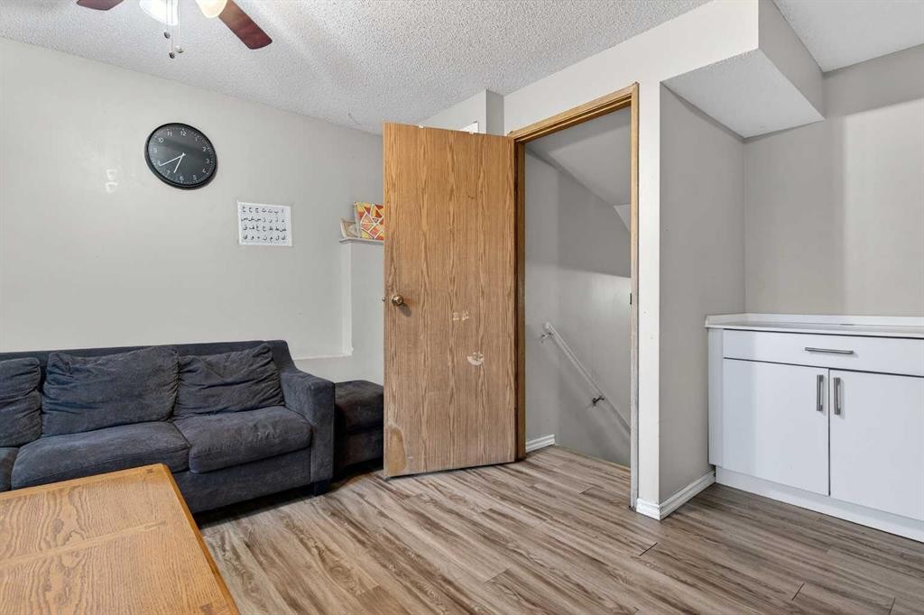 91 Martinwood Court Ne, Calgary, AB