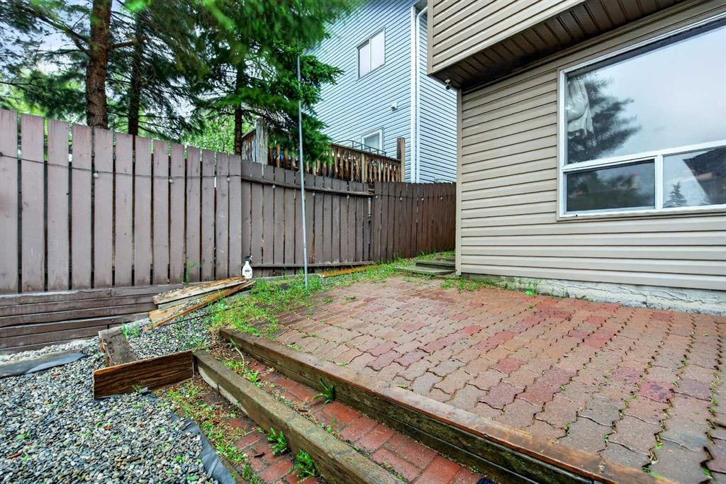 91 Martinwood Court Ne, Calgary, AB