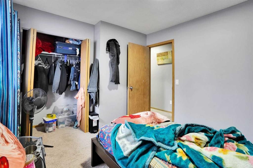 133 Martinglen Way Ne, Calgary, AB - Indoor