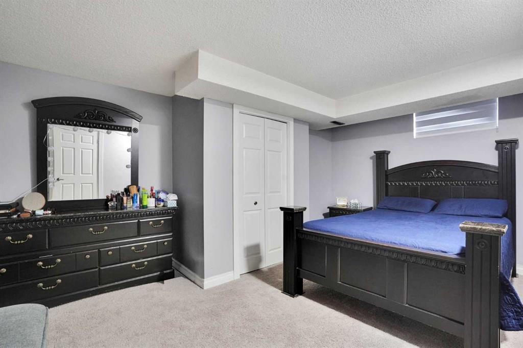 133 Martinglen Way Ne, Calgary, AB - Indoor Photo Showing Bedroom