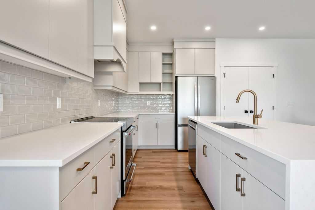 288 Wolf River Drive Se, Calgary, AB