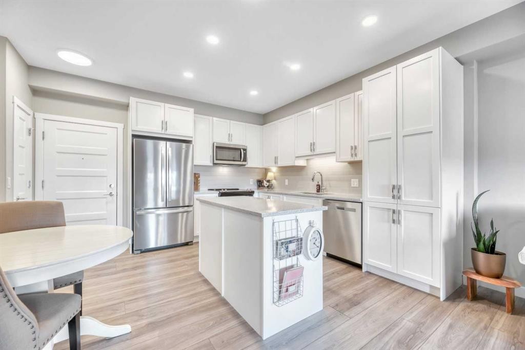 415-55 Wolf Hollow Crescent Se, Calgary, AB