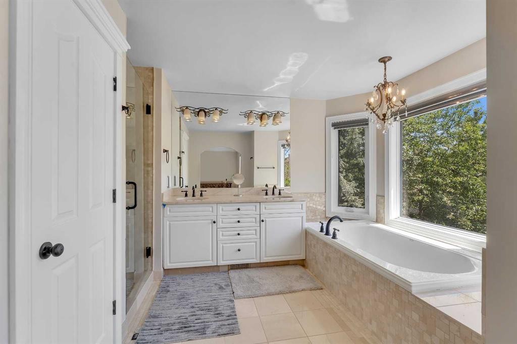 33 Edgevalley Way Nw, Calgary, AB