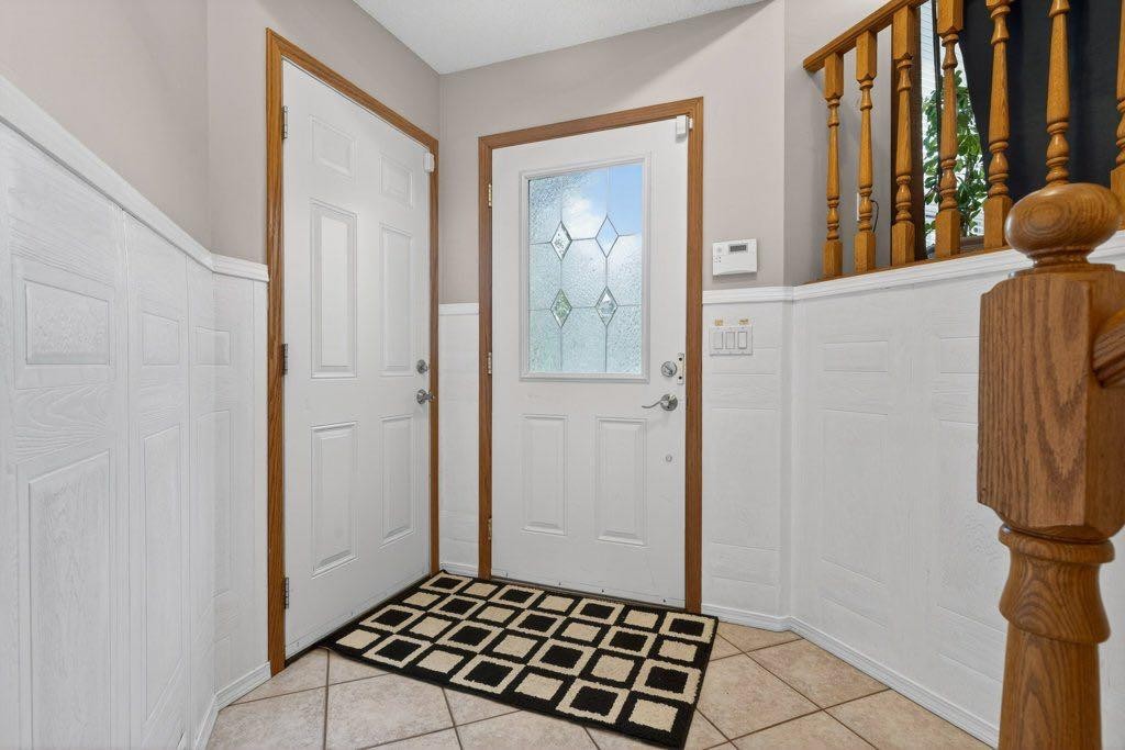 156 Rivercroft Close Se, Calgary, AB - Indoor Photo Showing Other Room
