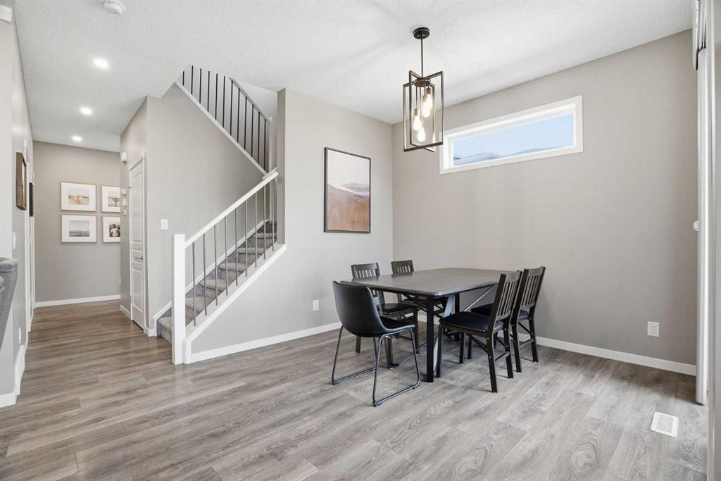 393 Masters Avenue Se, Calgary, AB - Indoor Photo Showing Dining Room