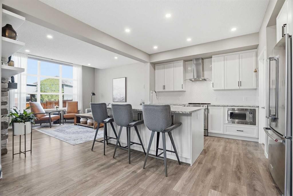 393 Masters Avenue Se, Calgary, AB - Indoor Photo Showing Kitchen With Upgraded Kitchen
