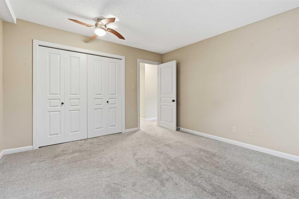 723-6400 Coach Hill Road Sw, Calgary, AB - Indoor Photo Showing Other Room