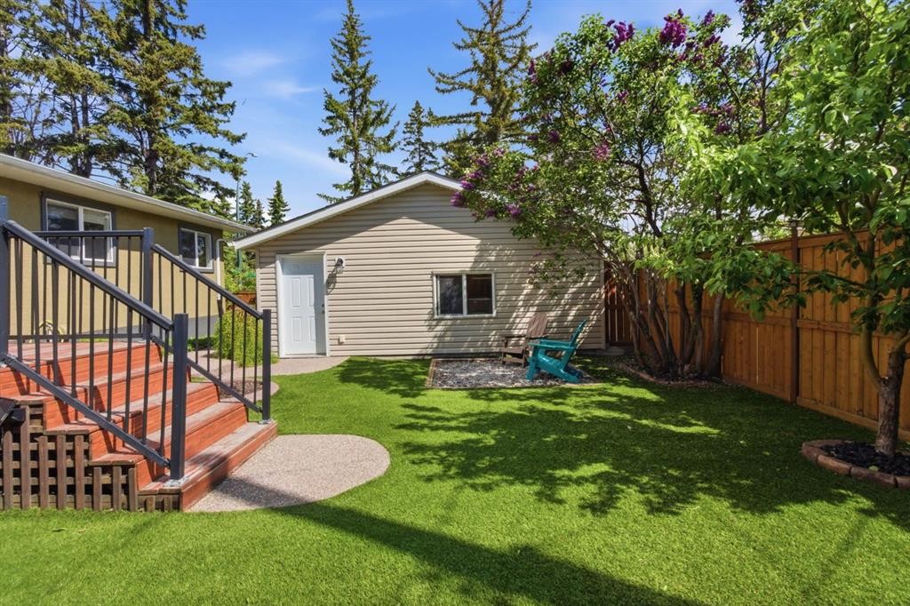 10504 Spadina Drive Sw, Calgary, AB - Outdoor