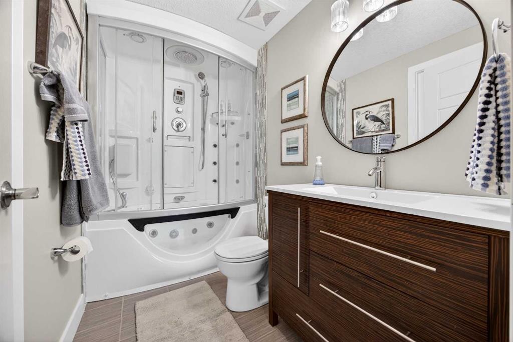 224 Springbluff Heights Sw, Calgary, AB