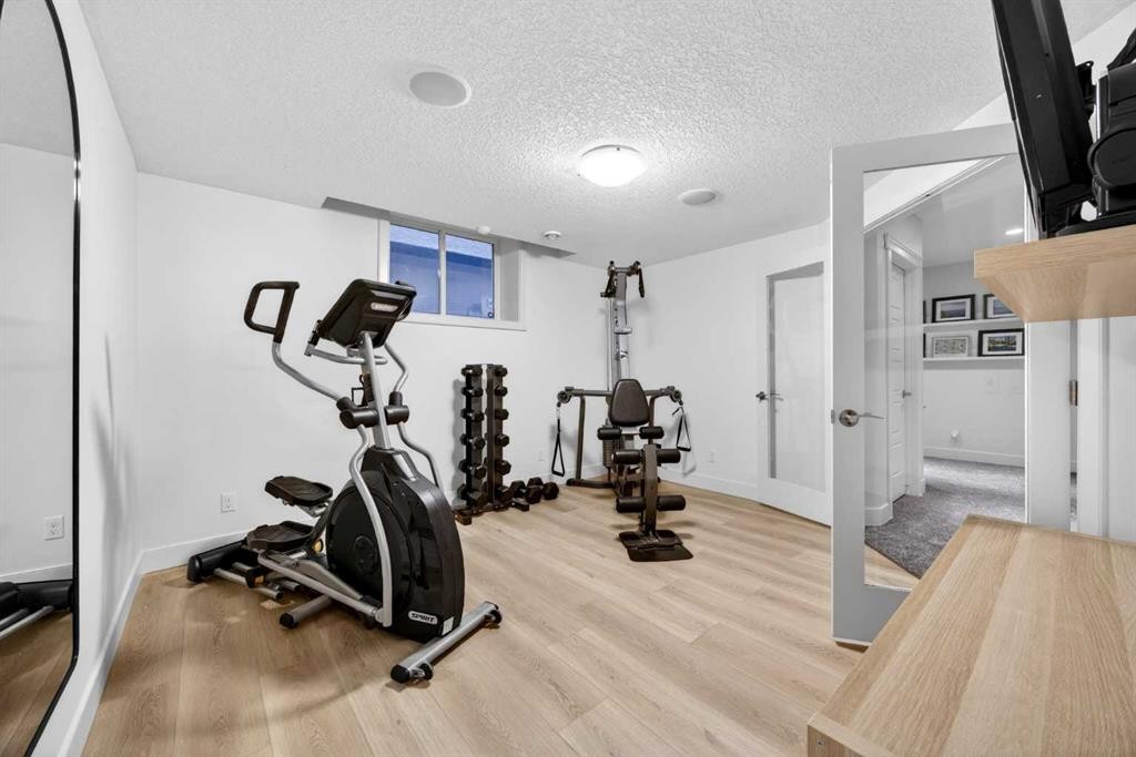 224 Springbluff Heights Sw, Calgary, AB
