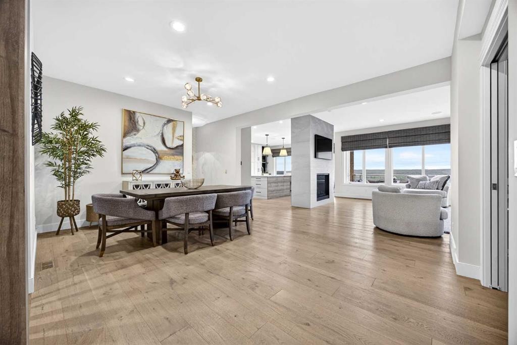 224 Springbluff Heights Sw, Calgary, AB