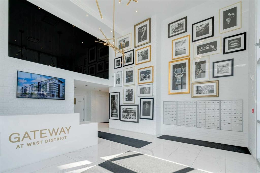 717-8505 Broadcast Avenue Sw, Calgary, AB - Indoor Photo Showing Other Room