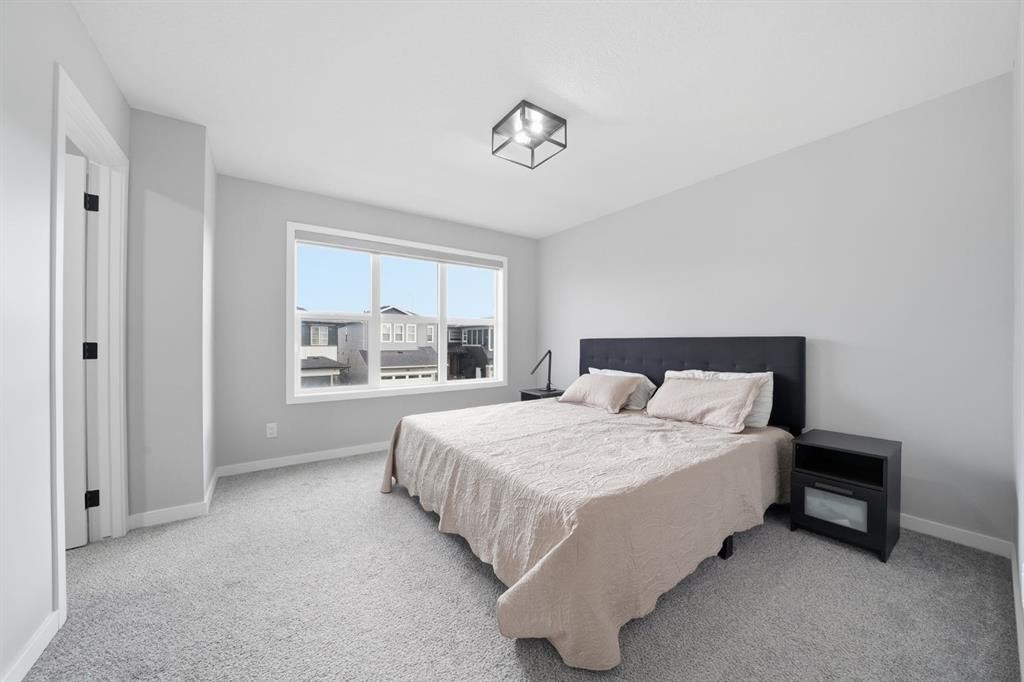 623 Savanna Crescent Ne, Calgary, AB
