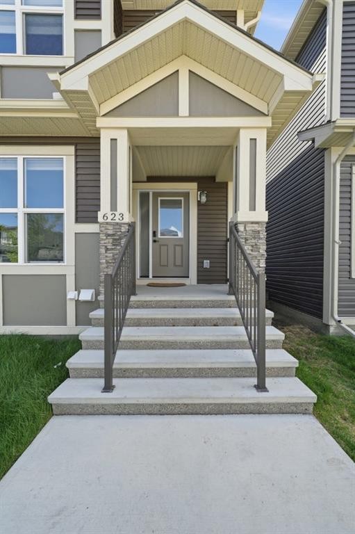 623 Savanna Crescent Ne, Calgary, AB
