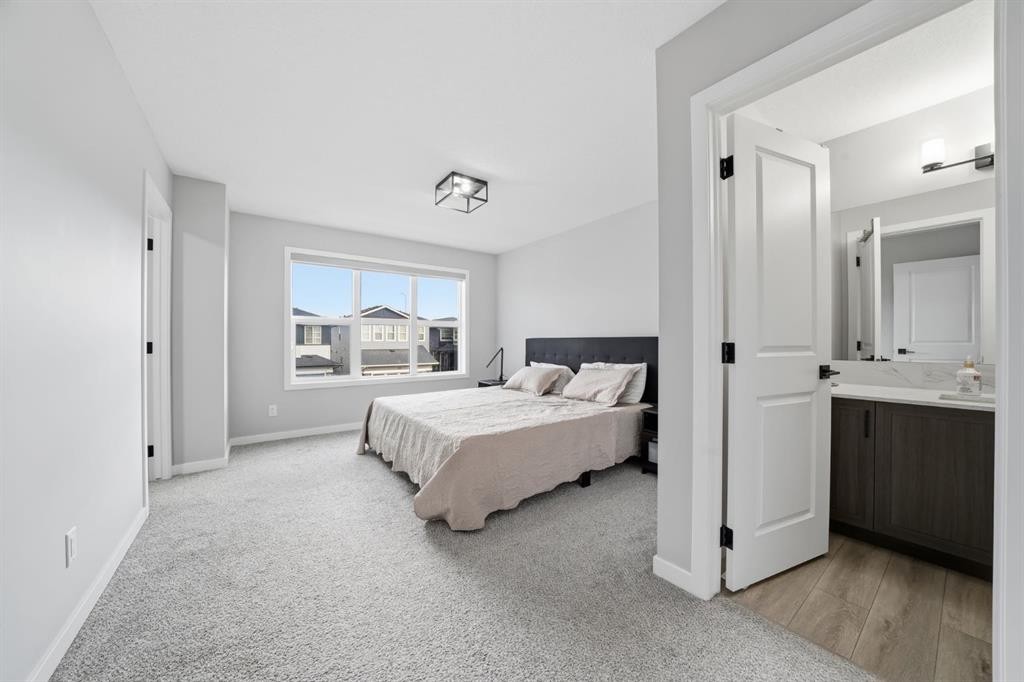 623 Savanna Crescent Ne, Calgary, AB
